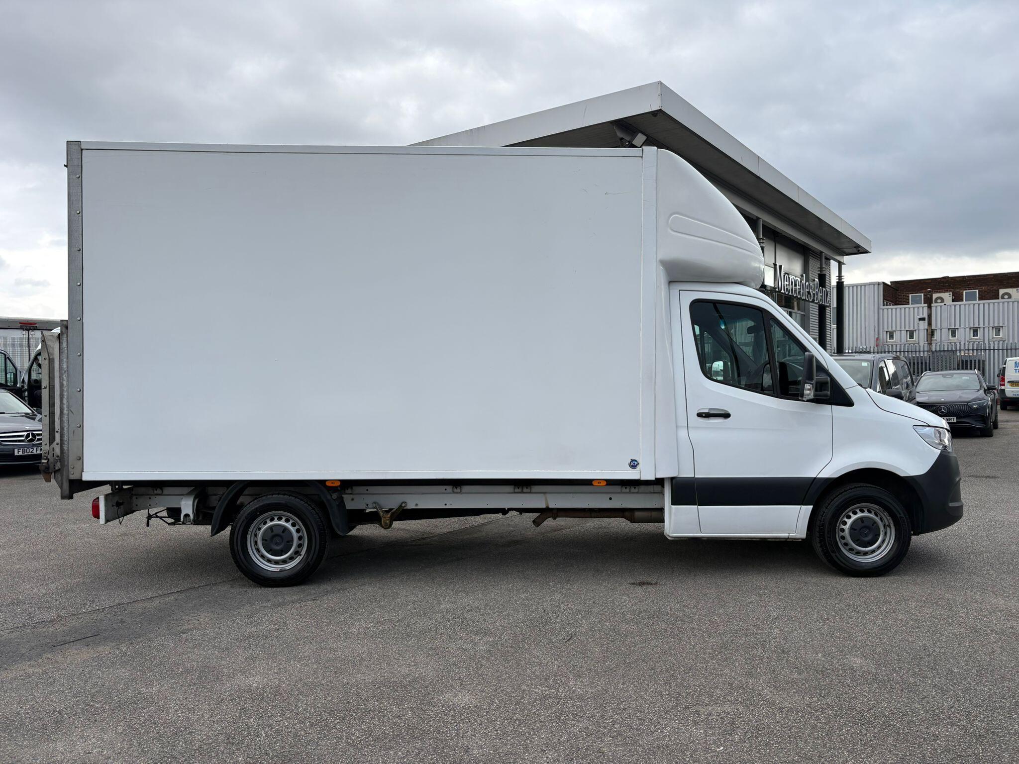 Mercedes-Benz Sprinter